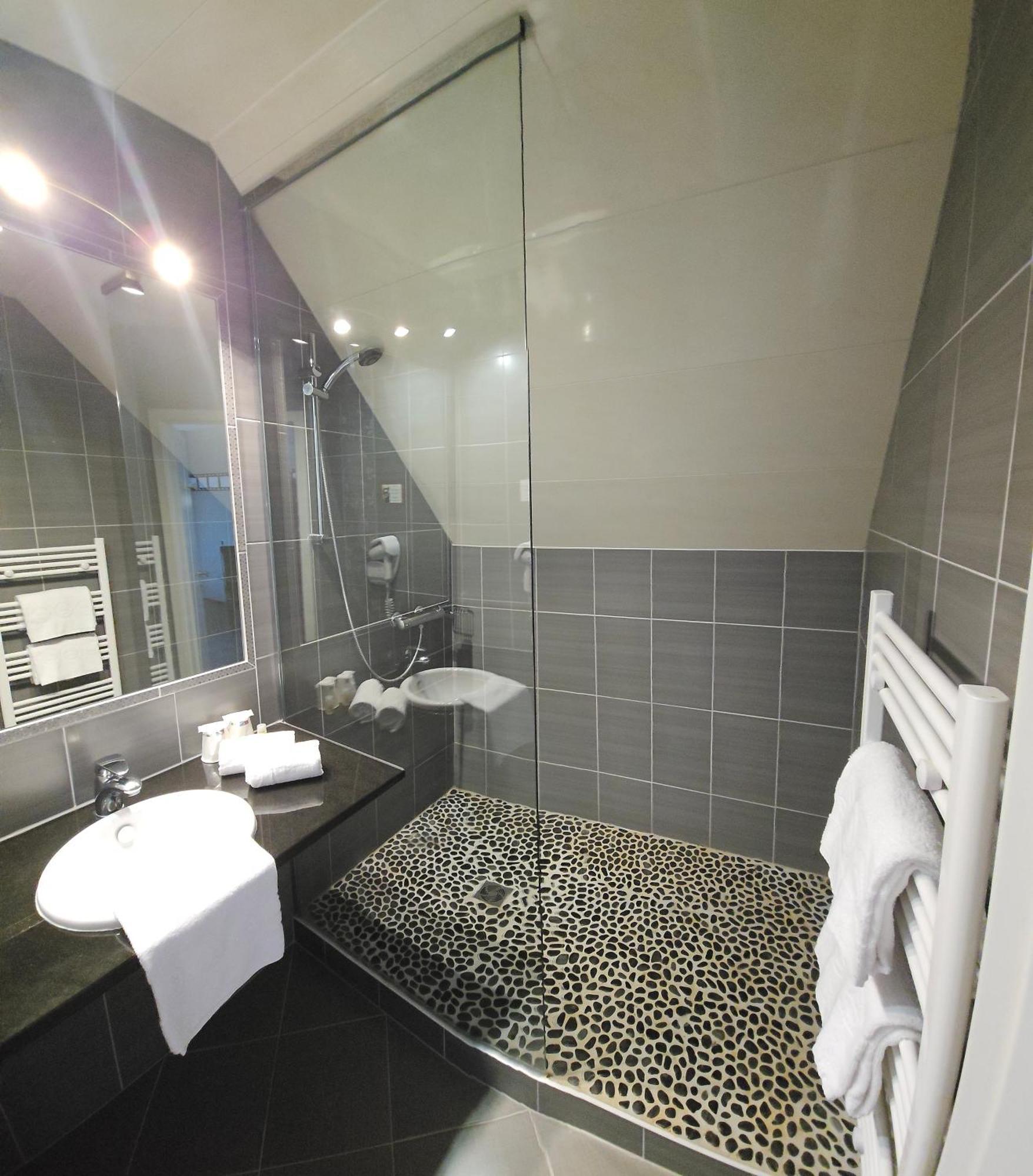 Hotel Restaurant Champ Alsace Haguenau Exteriör bild